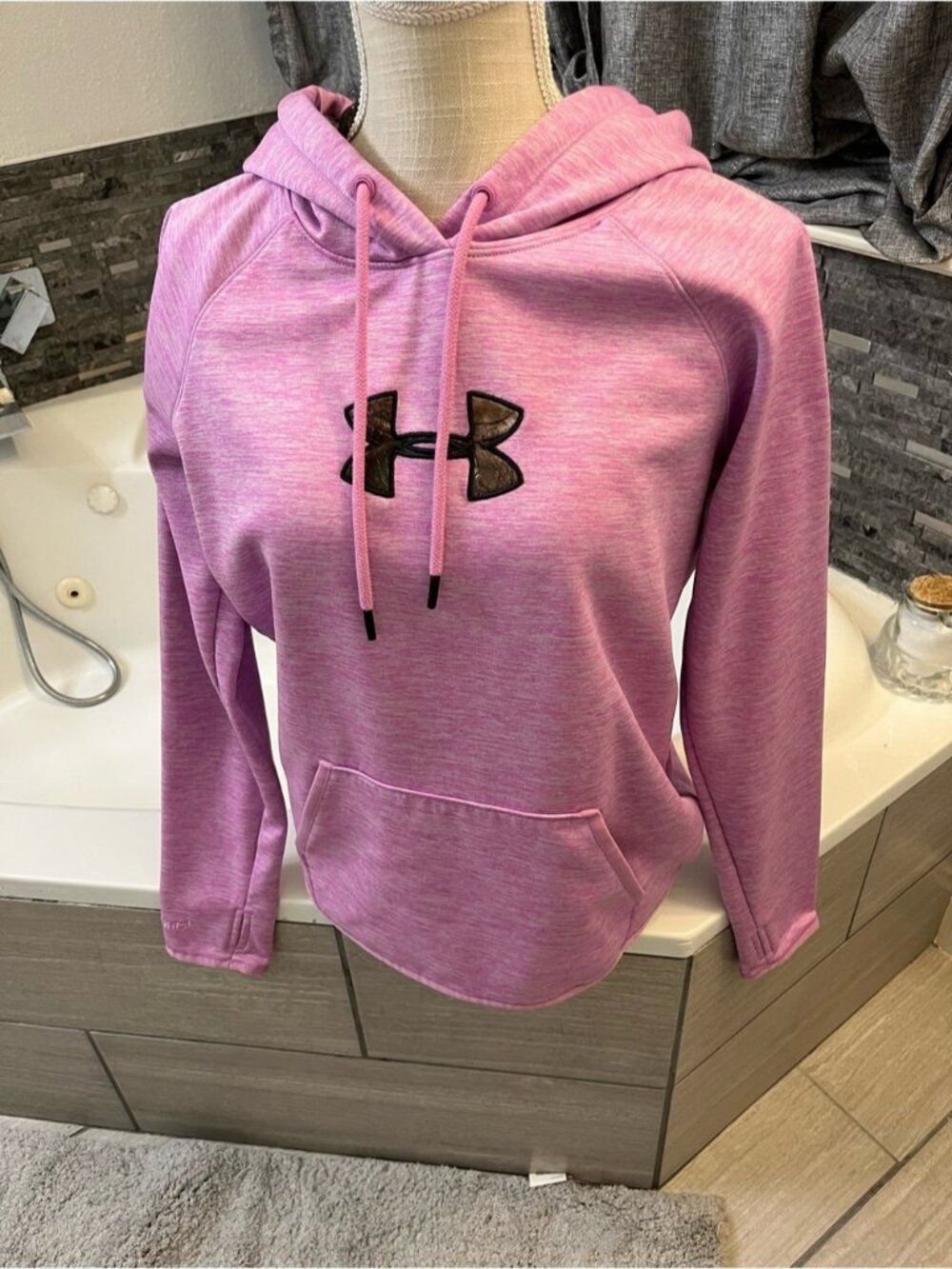 Women's Small Pink and Black Hooded Under Armour Sweatshirt Good Condition - Picture 3 of 6